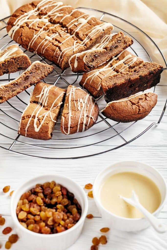 Ina Garten Spicy Hermit Bars